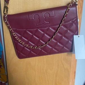 NWT Tory Burch SAVANNAH Combo Crossbody/Clutch. REASONABLE offers only-